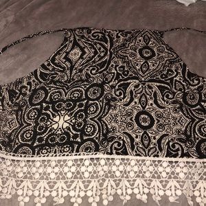 ⭐️SALE⭐️ Tie back crop top